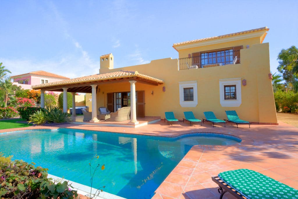 House in Nati - view 1