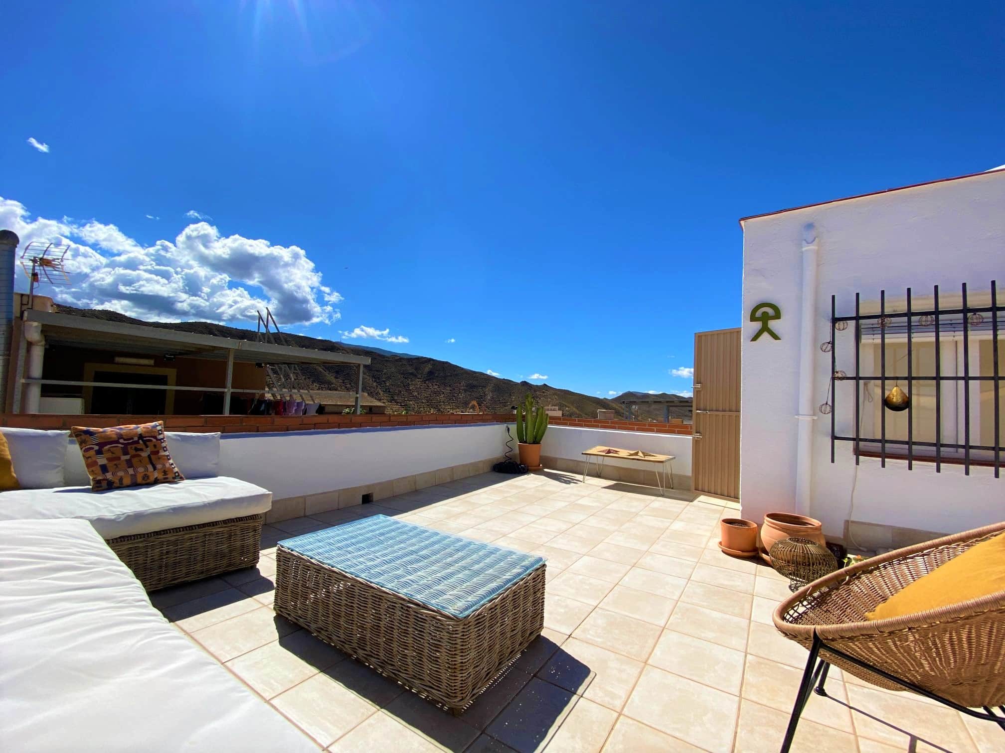 House 2 bed. 2 bath. To Let in Tabernas Spanish Property Expert